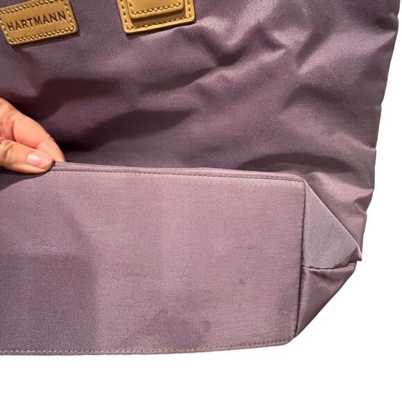 Purple and tan full top zip lined Hartmann tote with interior pockets - Picture 4 of 8